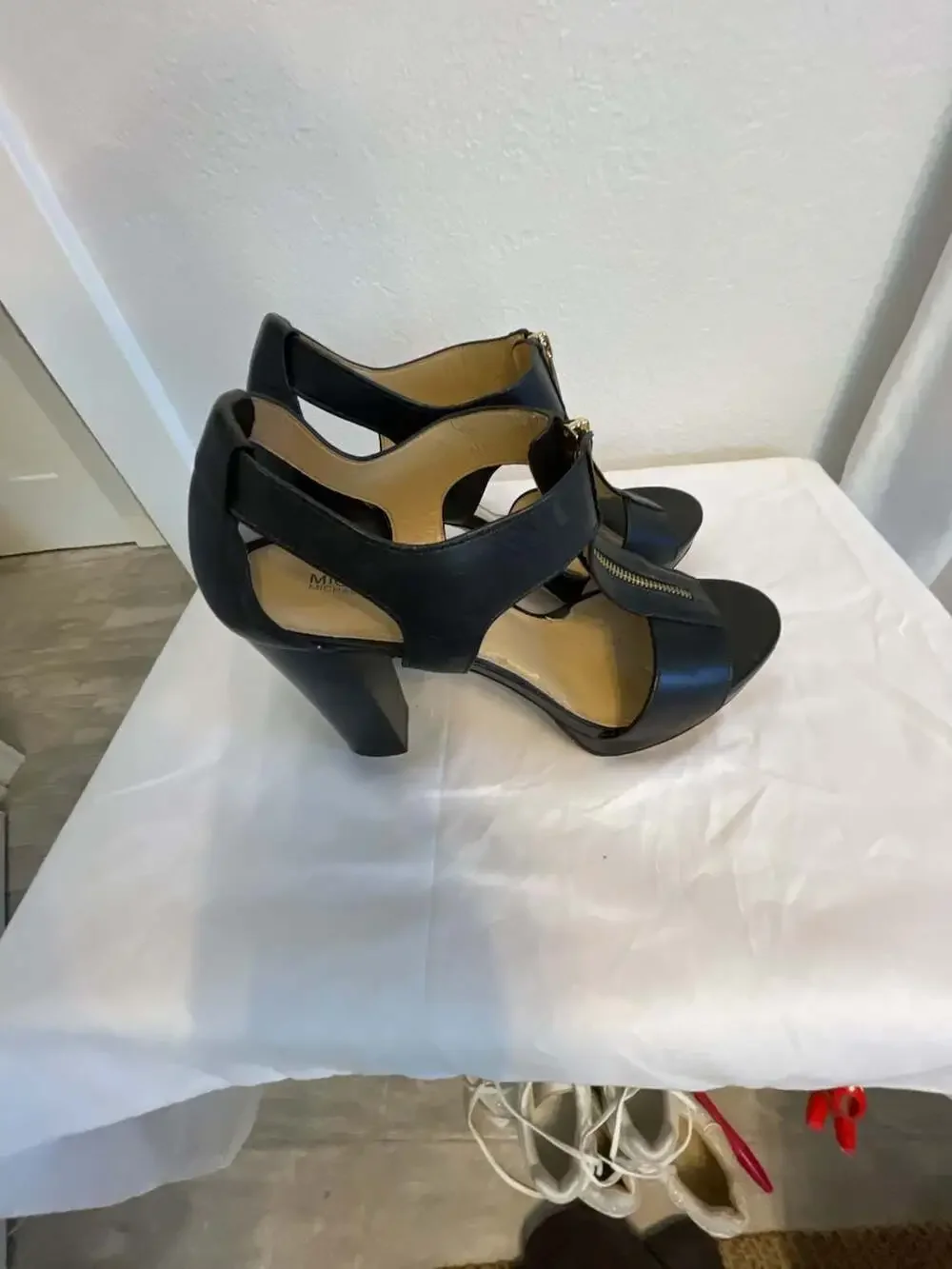 Michael Kors Berkley Black Leather Front-Zip Platform Sandals Women’s 11